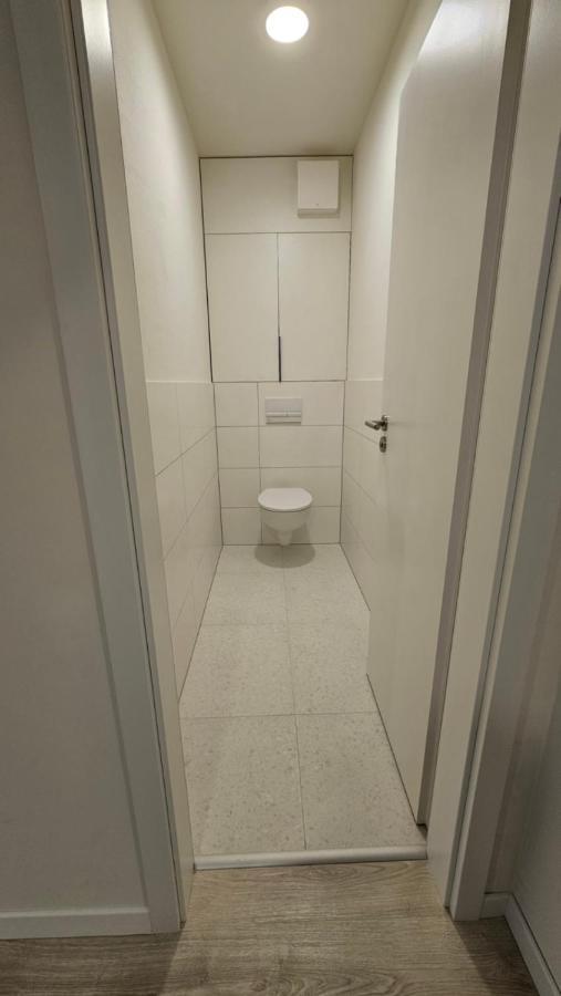 Apartmán 2 With Terrace, New Building, 3bk *